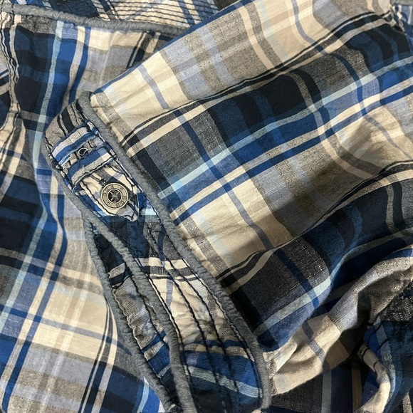 BKE standard fit button down shirt - L - Picture 4 of 4